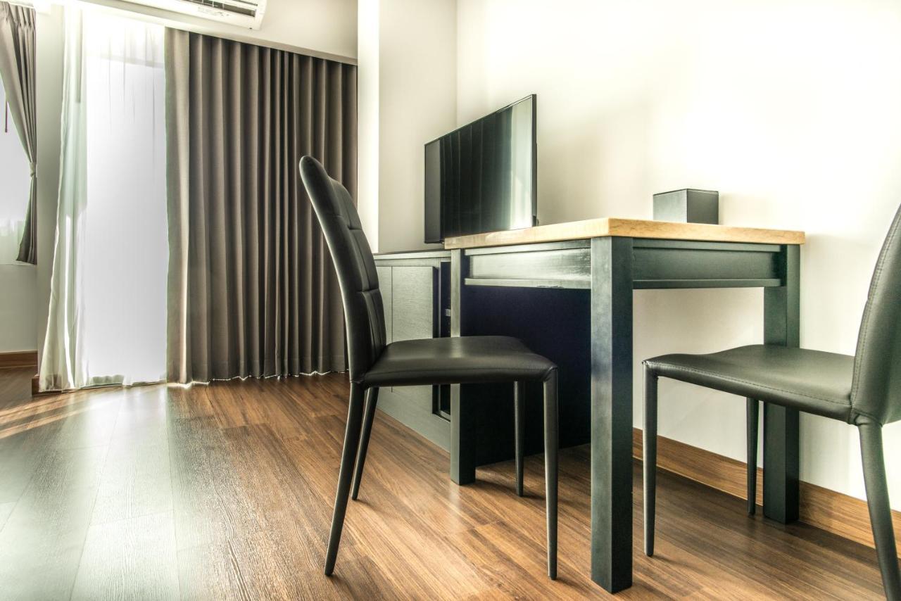 Winner Sriracha Serviced Apartment Сирача Экстерьер фото